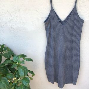 Express Ribbed Midi-dress - Large